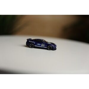Hot Wheels 2020 Ford Shelby GT500 Blue Racing Number 20 Diecast Car 1:64 Scale